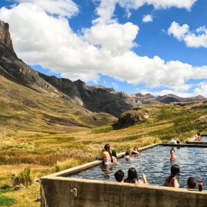 Travel Group Huayhuash - Carhuacocha 16