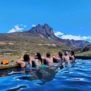 Travel Group Huayhuash - Picos Nevados 13