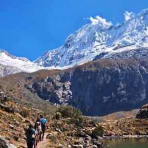 travel group huayhuash - laguna 69 1