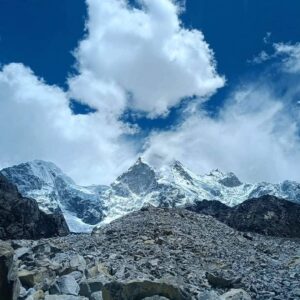 travel group huayhuash - laguna paron 11