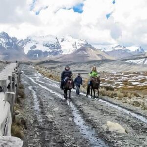 travel group huayhuash - nevado pastoruri7